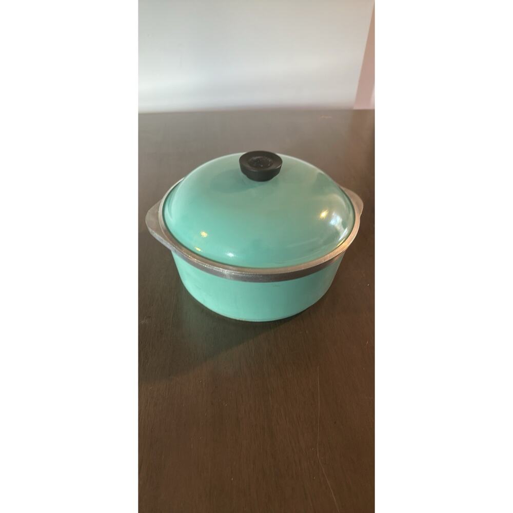 Vintage Club Aluminum Aqua Mid Century 4qt Dutch Oven Pot with Lid